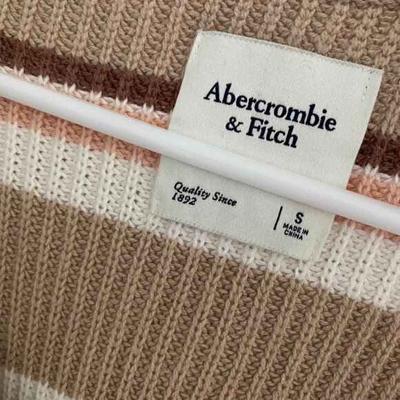 Abercrombie & Fitch Sweetheart Neckline Sweater - Picture 3 of 4